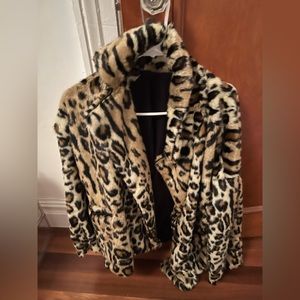 Free people faux jacket in new condition!